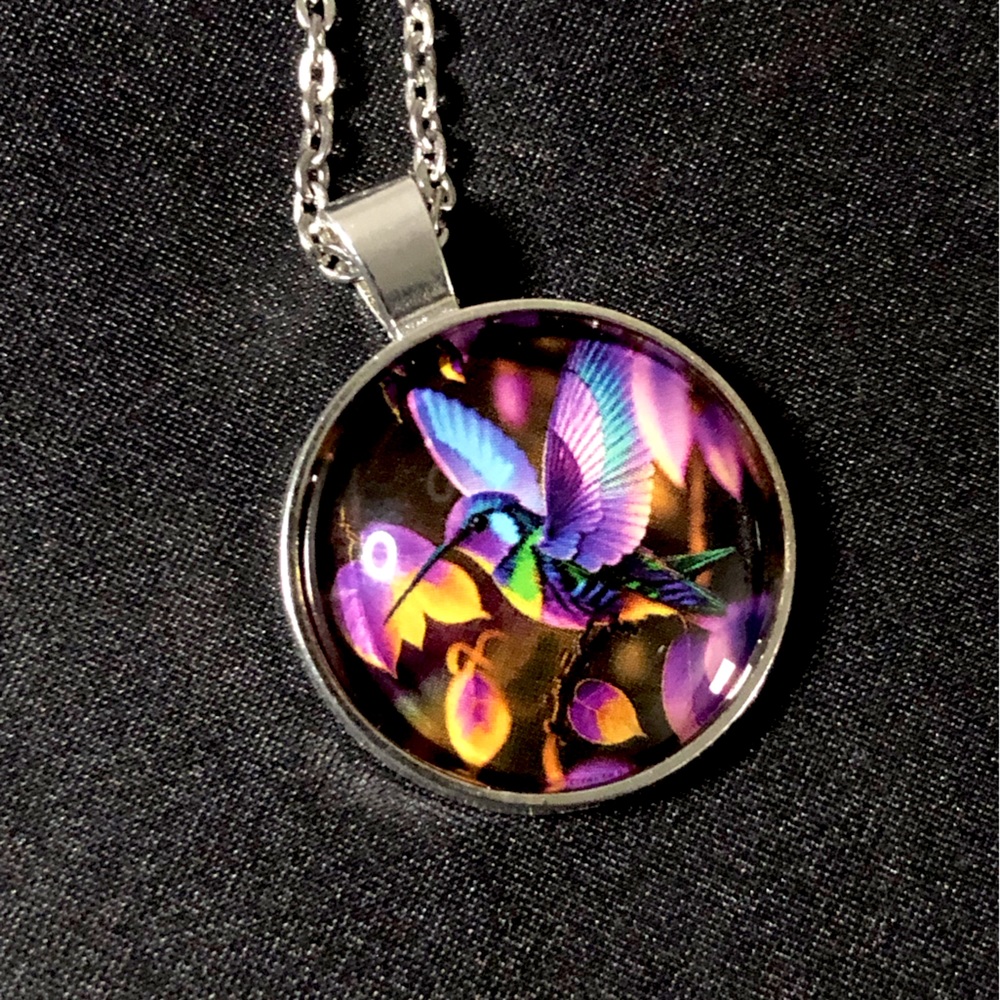 Hummingbird Flower Hand-painted Pendant Necklace - Picture 6 of 6